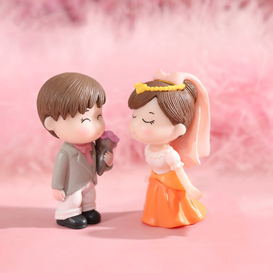 Romantic Kissing Couple Miniature